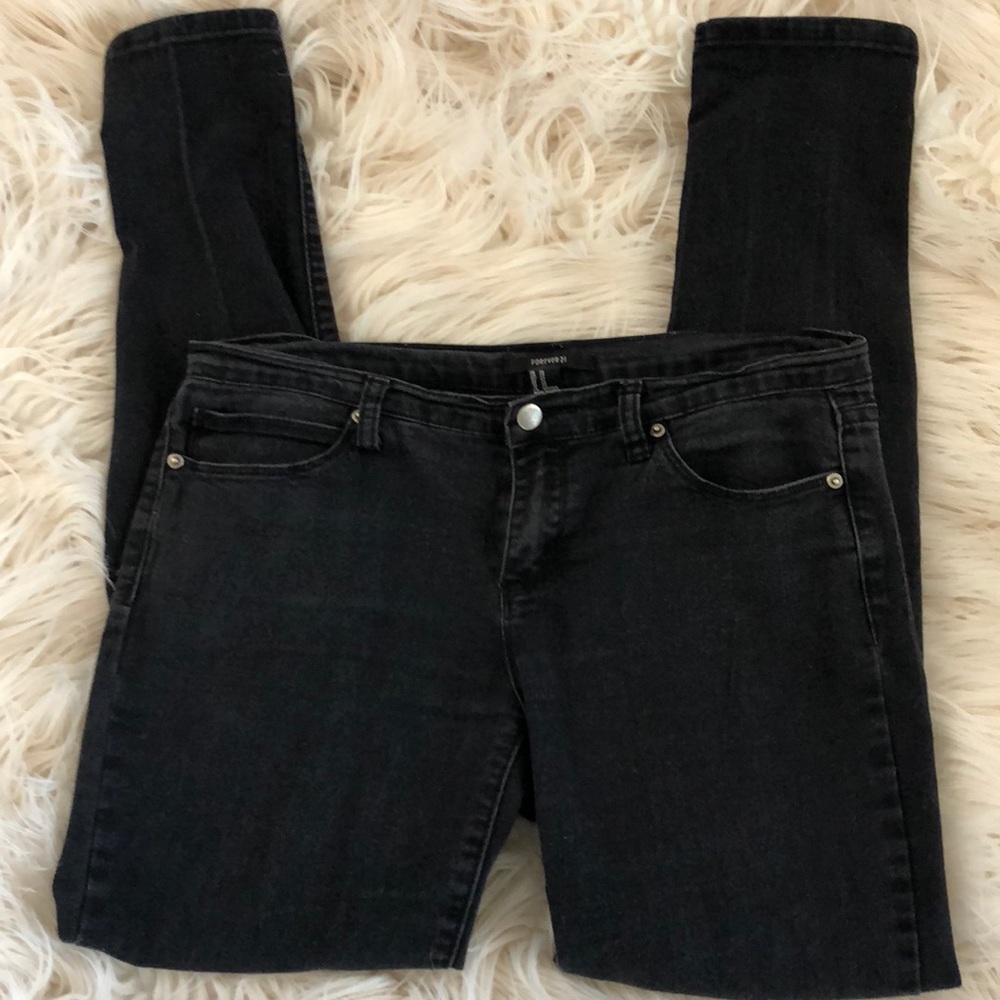 Black skinny jeans 👖